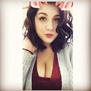 Meet your Posher, Michaella